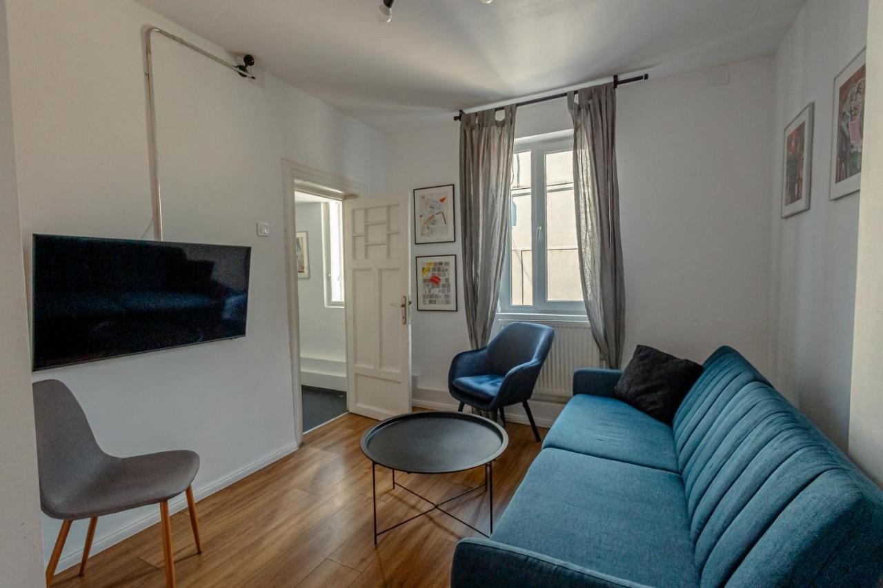 First Hostel Bucur 21 부쿠레슈티 외부 사진