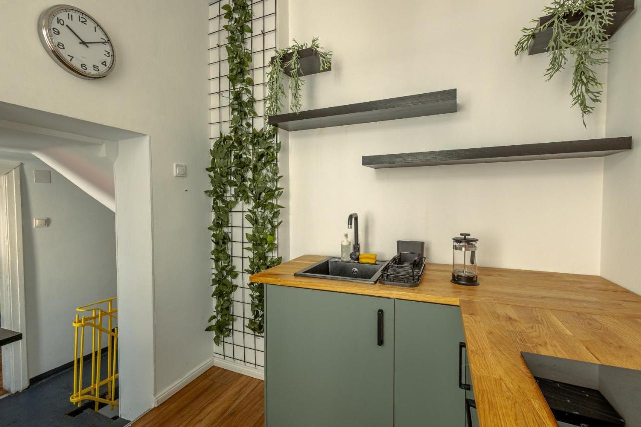 First Hostel Bucur 21 부쿠레슈티 외부 사진