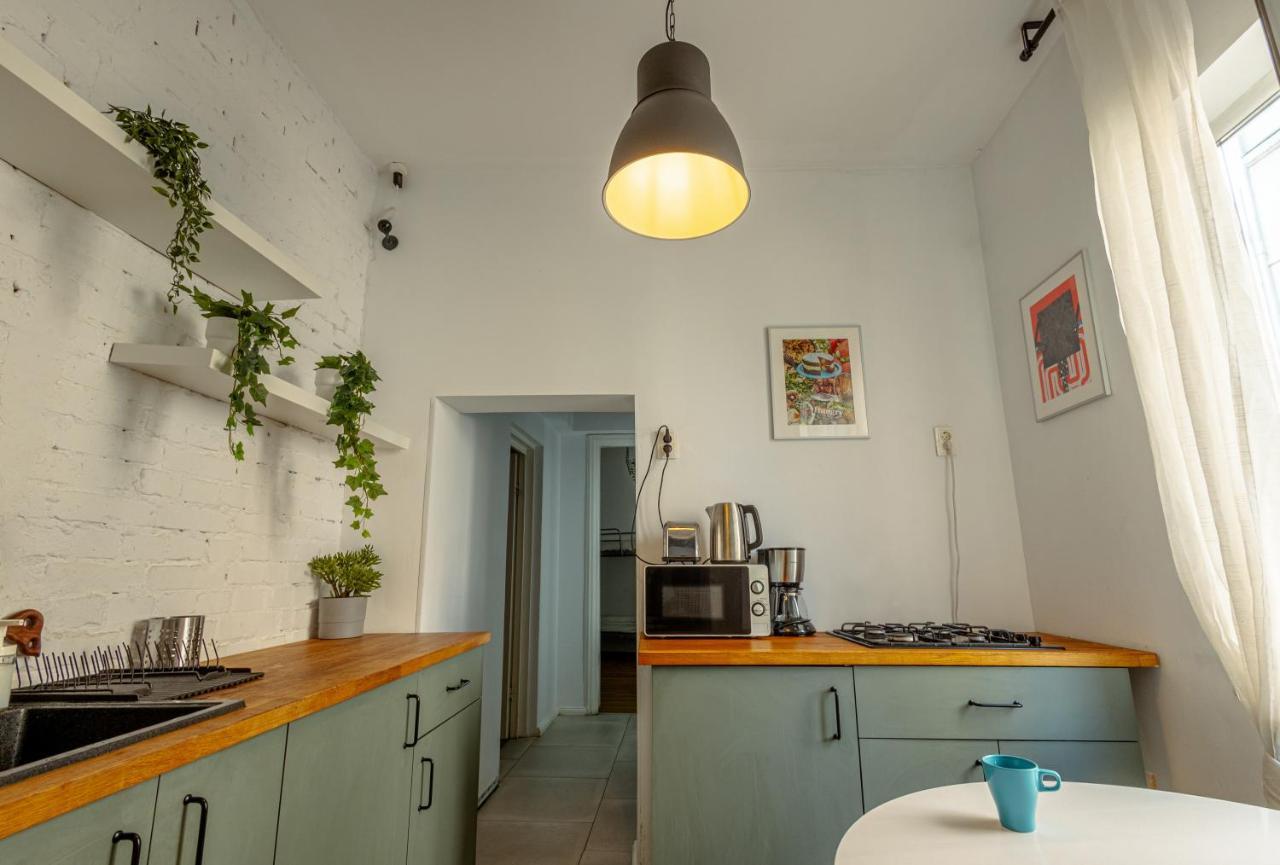First Hostel Bucur 21 부쿠레슈티 외부 사진