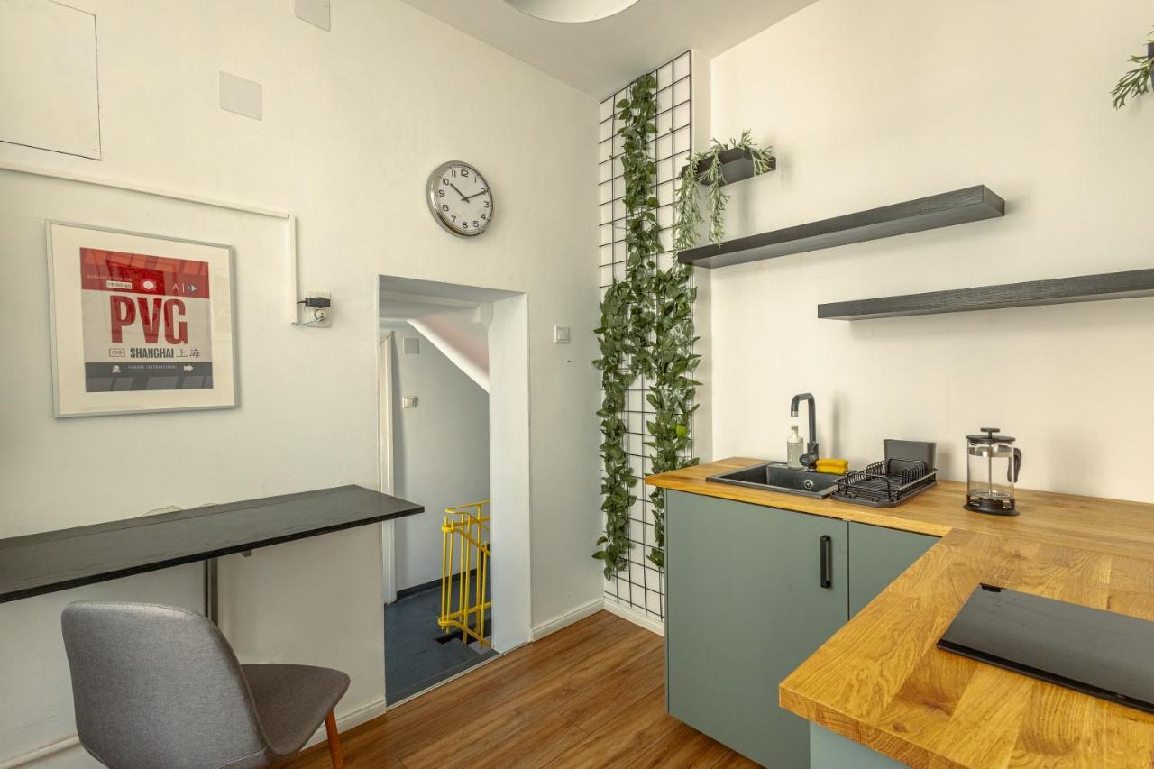 First Hostel Bucur 21 부쿠레슈티 외부 사진